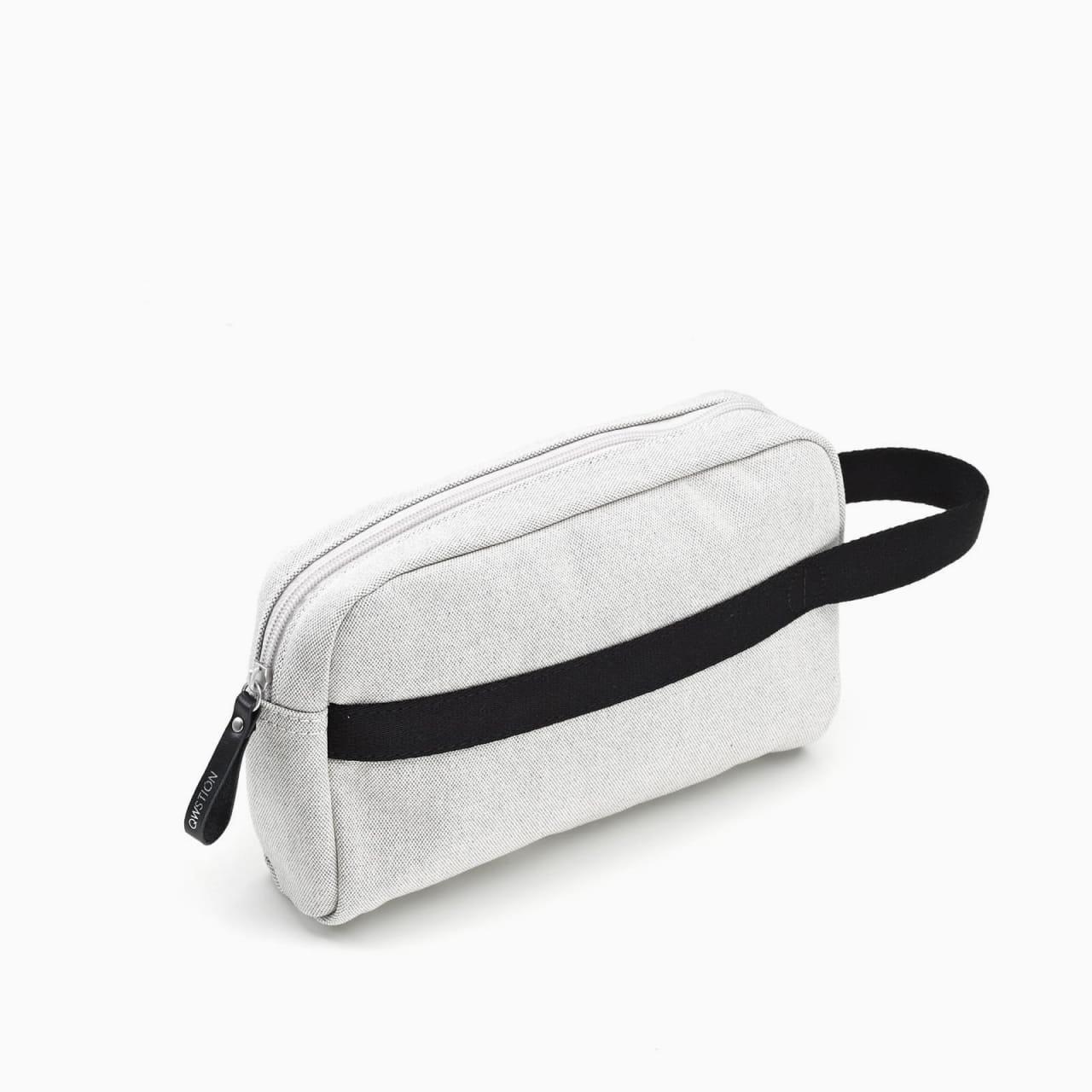 https://tailwindcss.com/plus-assets/img/ecommerce-images/category-page-07-product-01.jpg